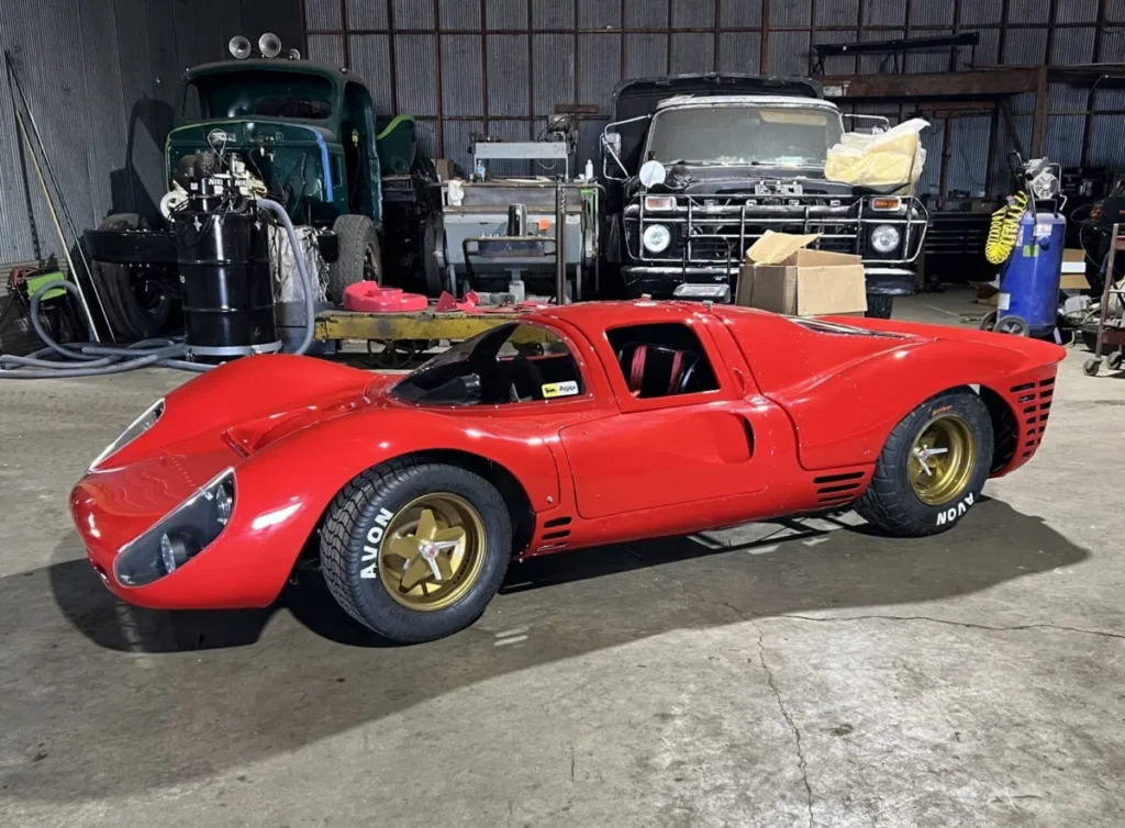 The Legend in Miniature: The Extraordinary Ferrari 330 P4-Style Go-Kart